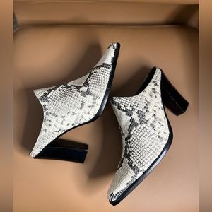 Aska Python Calvin Heels Slip On Mules Sz 41